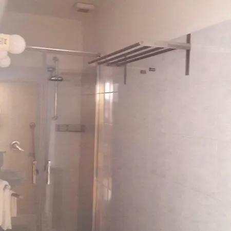 Il Grifo E 格罗塞托